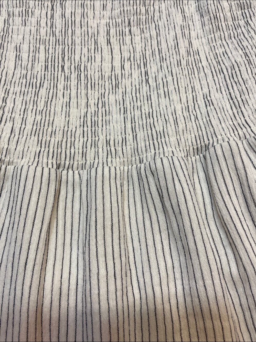 Z Supply Cream Striped Maxi Dress Medium M Tiered Smocked Cotton Sleeveless EUC - Picture 5 of 14